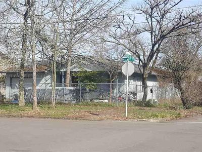 117 N Walnut St, Independence, OR, 97351