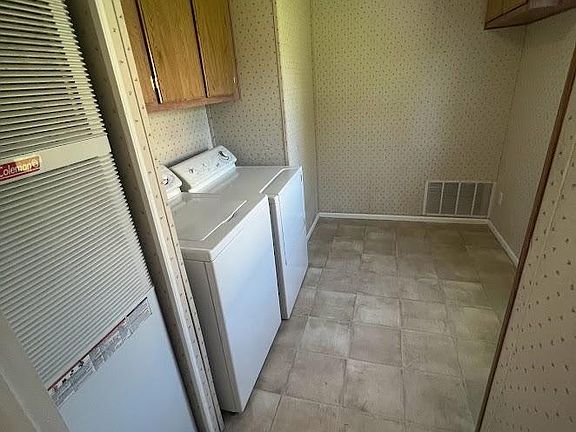 5th image of 43 N Hunters Way