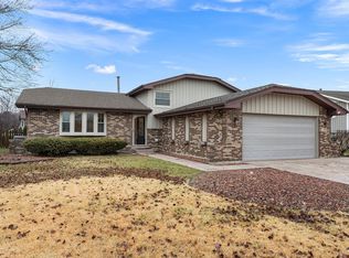 13720 W Ironwood Cir, Homer Glen, IL