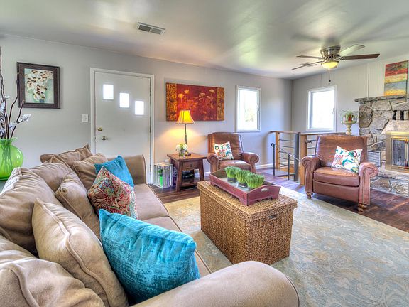 4th image of 211 Antigone Dr