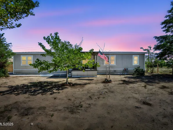 19 Rose Peak Rd, Dayton, NV 89403