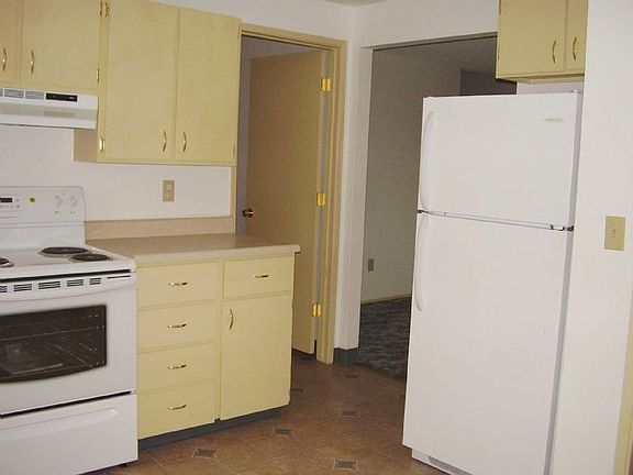 4th image of 2109 Markle Ave