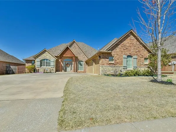 4617 Monarchos Dr, Edmond, OK 73025