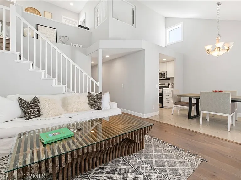 608 Poinsettia Ave #B — Photo 5