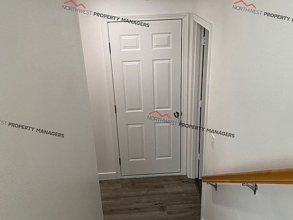 3rd image of 3387 Bali St NE