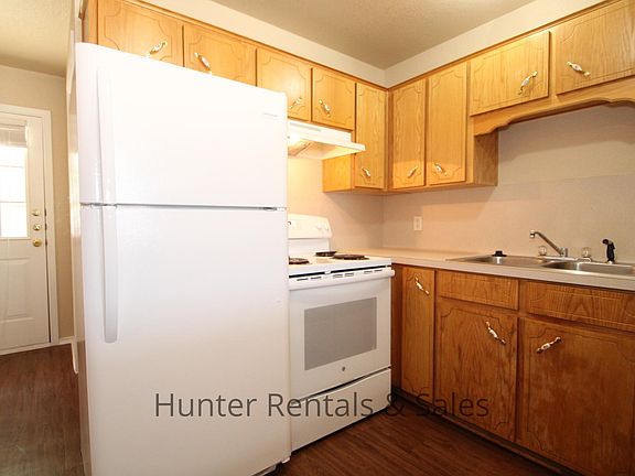 5th image of 4206 Deek Dr APT B