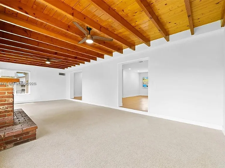 3410 Cleveland St — Photo 21