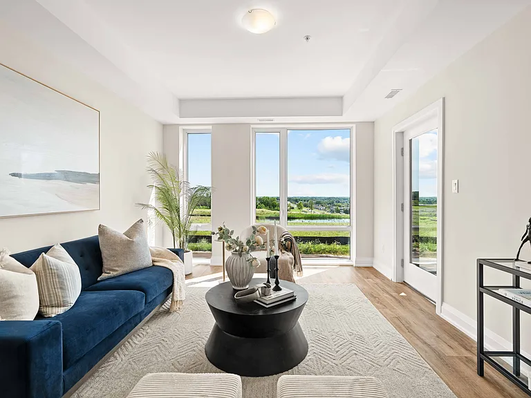 660 Sunningdale Rd E #316 — Photo 9