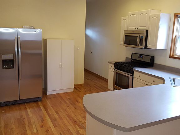 2nd image of 3107 N Southport Ave Unit 3