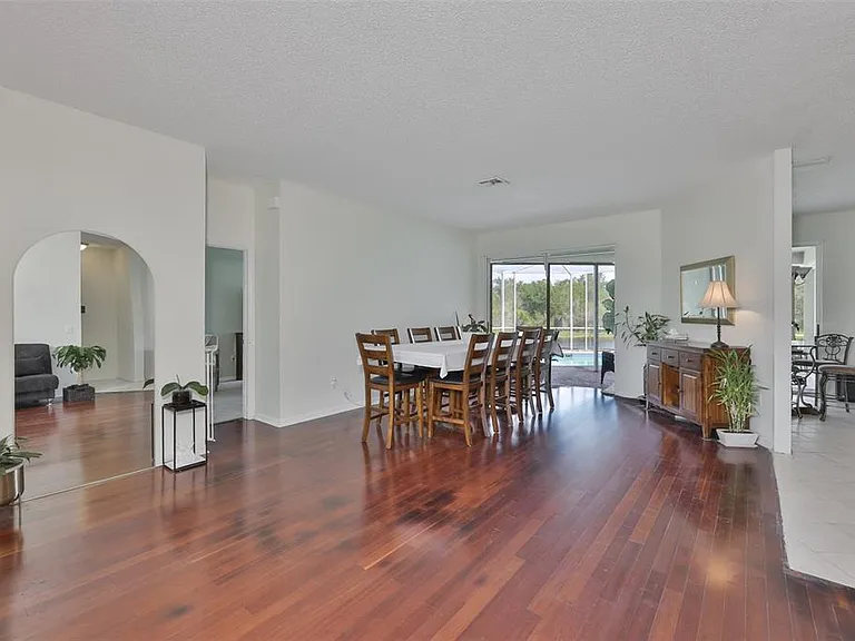 13016 Prestwick Dr — Photo 22