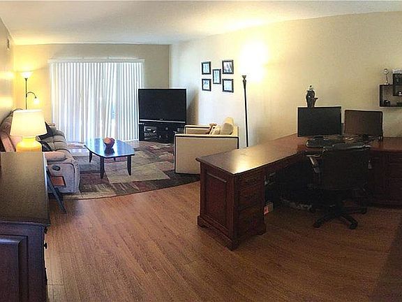 LvgRm/DinRm pre-remodel