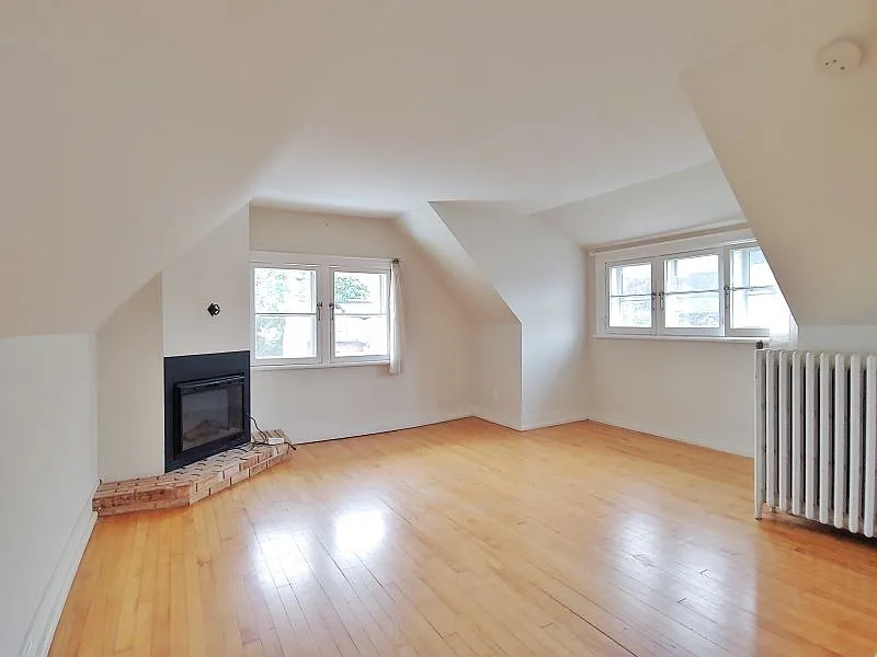 501 Gilmour Street- 4 — Photo 2