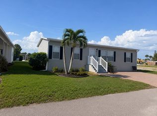 937 W Antigua Ave, Venice, FL 34285