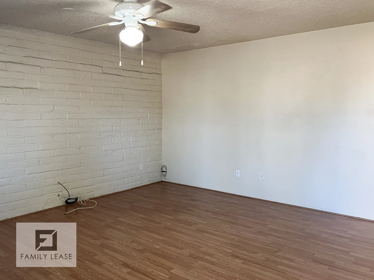 2 bed, 837 sqft, $1,300 — Photo 4