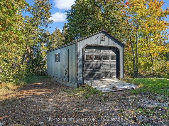 5th image of 1283 Wilkinson Rd