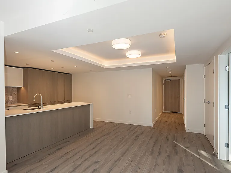 1107 Richards St #311 — Photo 12