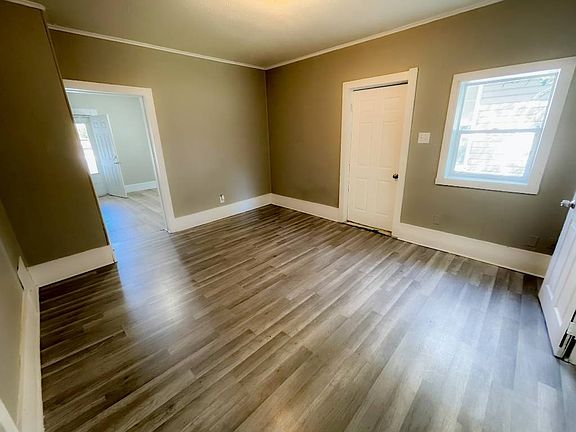 3rd image of 2037 Shelby St