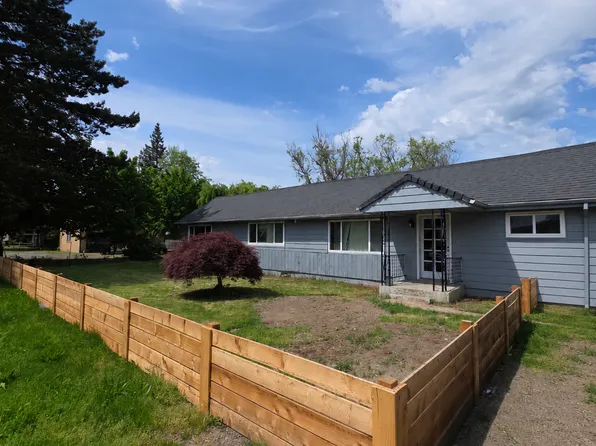 17735 SW Blanton St, Beaverton, OR 97078