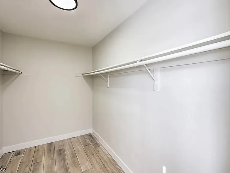 4572 Wisconsin Ave — Photo 6
