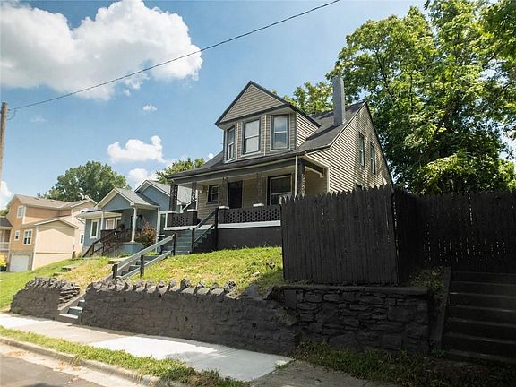 2nd image of 2011 Montgall Ave