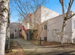 840 NW Naito Pkwy APT H2, Portland, OR 97209