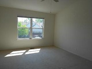 5th image of 1160 N Oakwood Dr