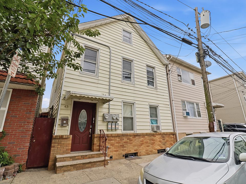 1st image of 43 Patterson St #2