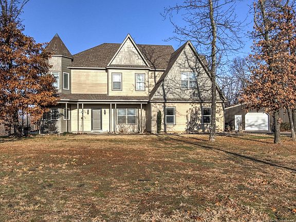4th image of 16702 Neel Dr