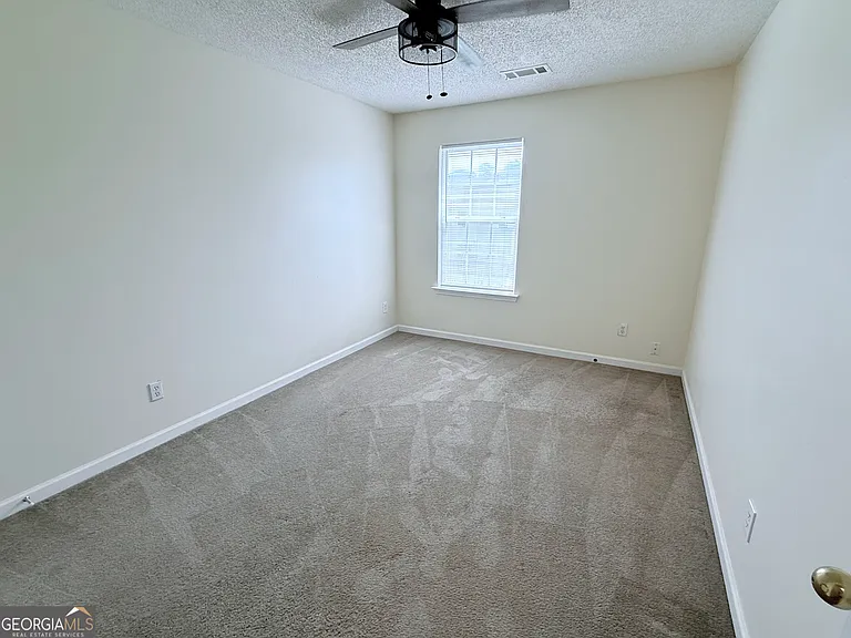 7232 April Ct — Photo 10