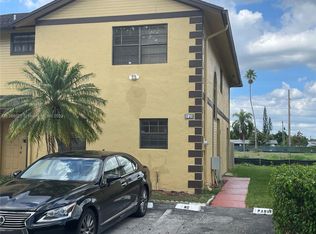 1041 NE 210th Ter, Miami, FL 33179