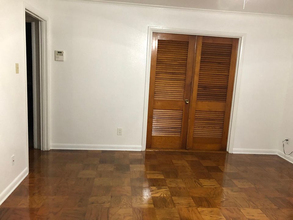 Living Room from front door