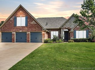 2004 W Sandusky St, Broken Arrow, OK 74012