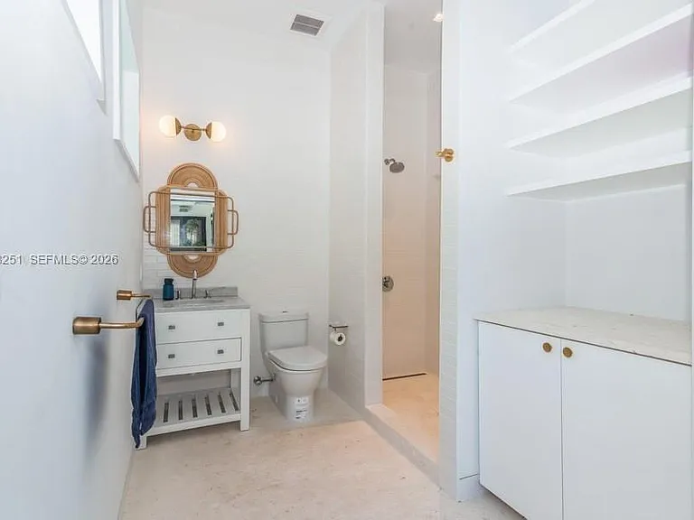 1035 Catalonia Ave — Photo 31