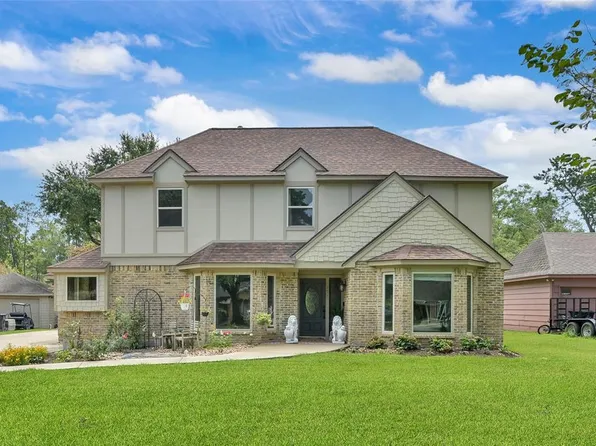 671 Ravensworth Drive, Conroe, TX 77302