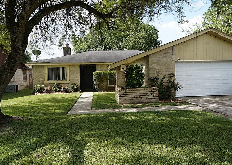 1st image of 2519 Green Knoll Dr