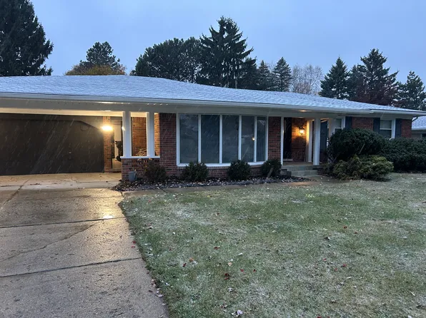 132 Avonwood Blvd, Rochester Hills, MI 48309