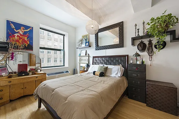 Sold by Nest Seekers International | media 4