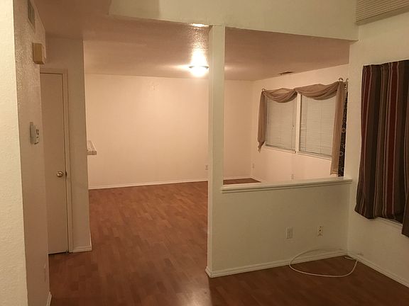 4th image of 184 Lighthouse Dr