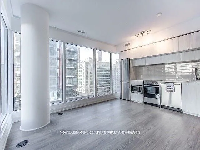 181 Dundas St E #2105 — Photo 3