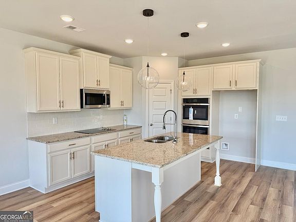 7th image of this home