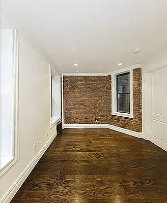 4th image of 128 2nd Ave APT A1