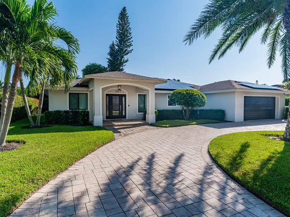 173 Pinehurst Cir, Naples, FL 34113