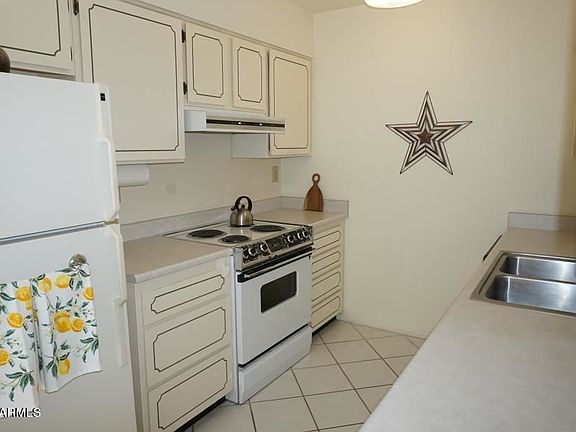 4th image of 13287 W Aleppo Dr
