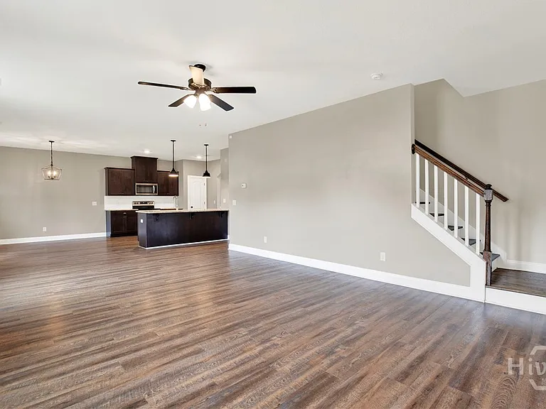 120 Annie Dr — Photo 22