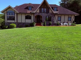 135 Bluffton Rd, Friendsville, TN 37737