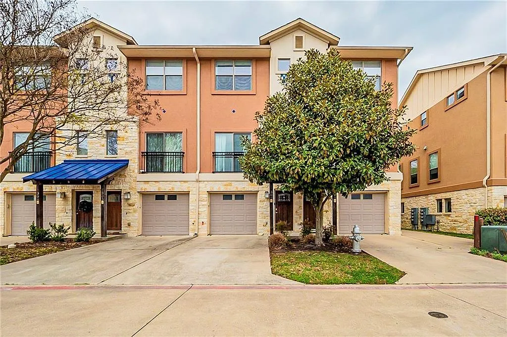 3 bed, 2.5 bath, 1376 sqft, $1,750 — Photo 1