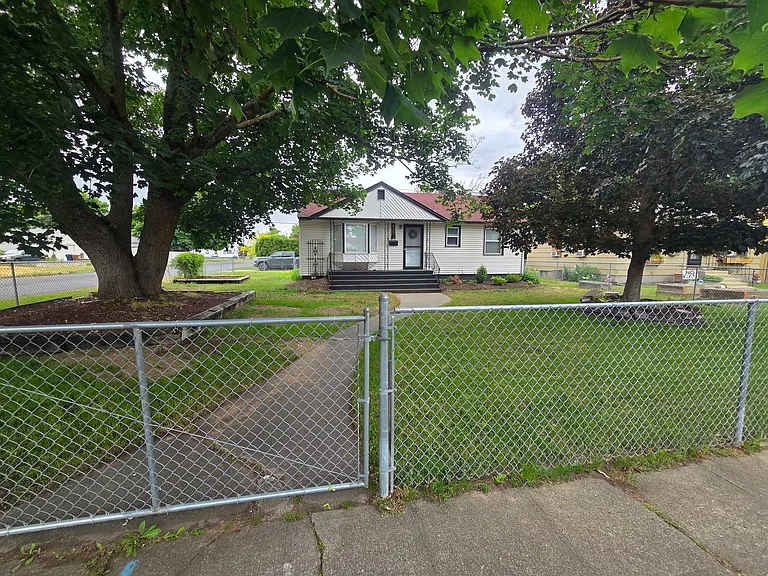3703 W Rockwell Ave — Photo 39