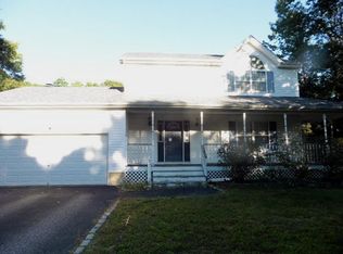 1 Bridal Path, Center Moriches, NY
