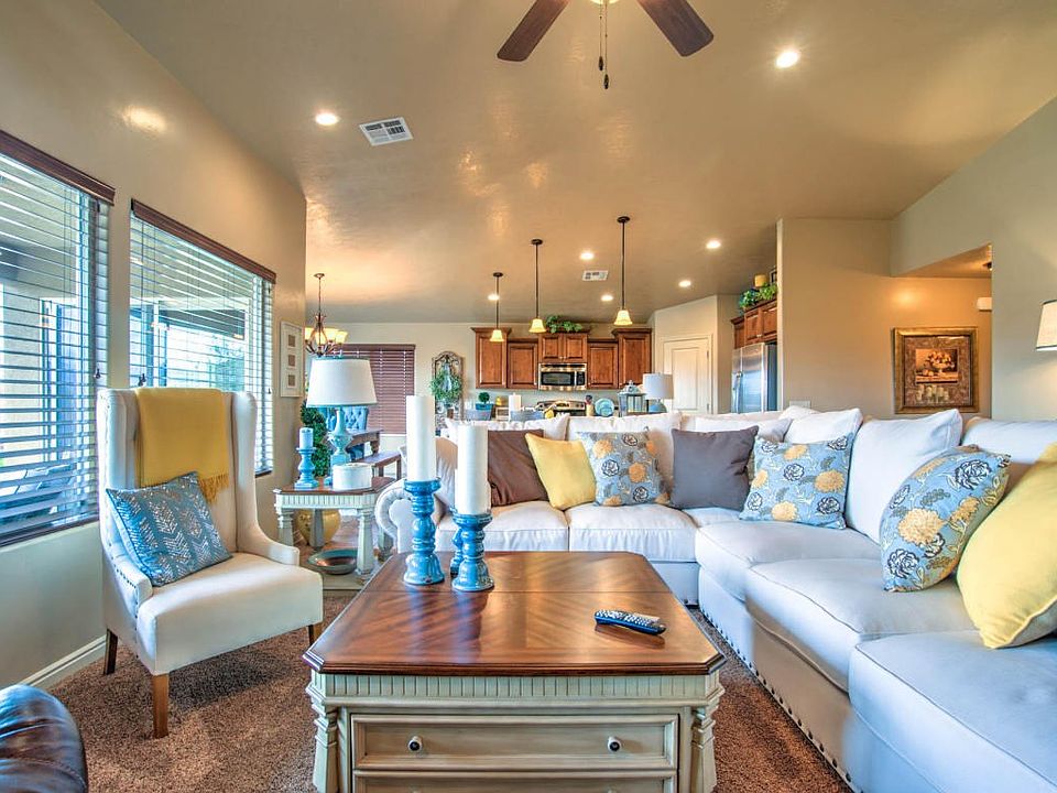 Spacious Great Room