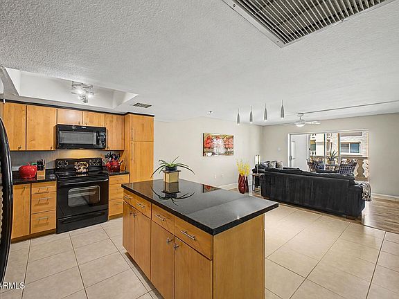 4th image of 7860 E CAMELBACK Road #309